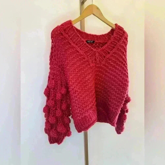 Nasty Gal Women's Deep Pink/Red Pom Pom Chunky Knit Sweater Size S Pullover - Picture 2 of 12